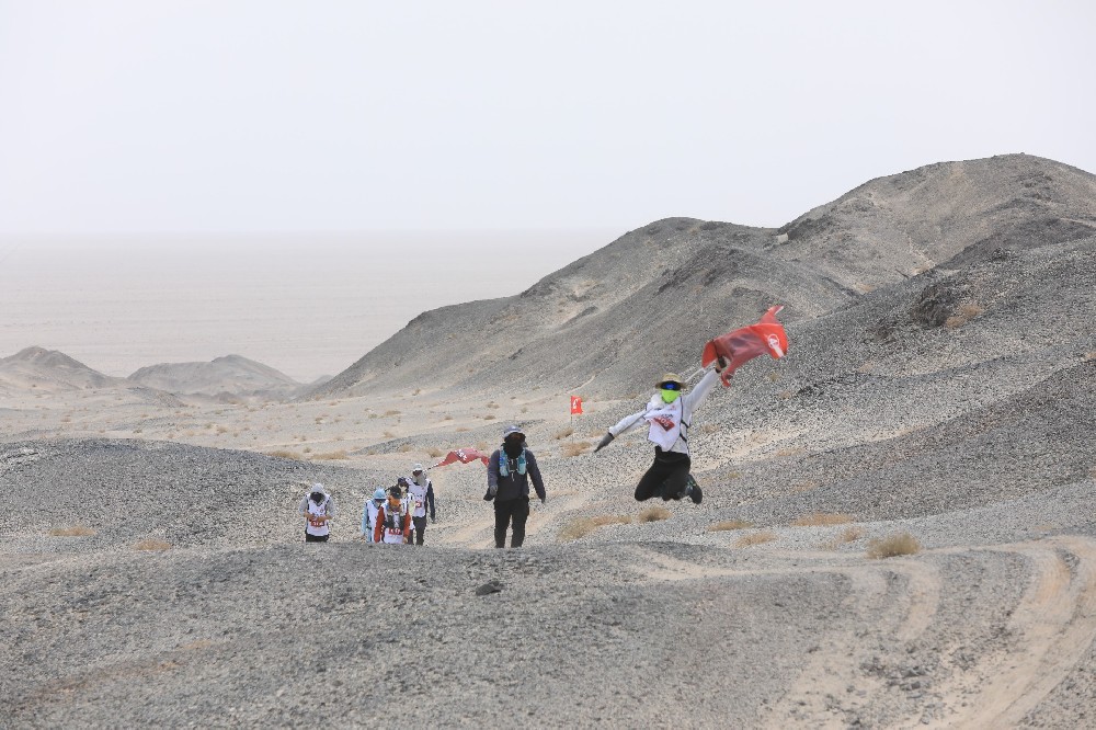 ZHOU0112.JPG
