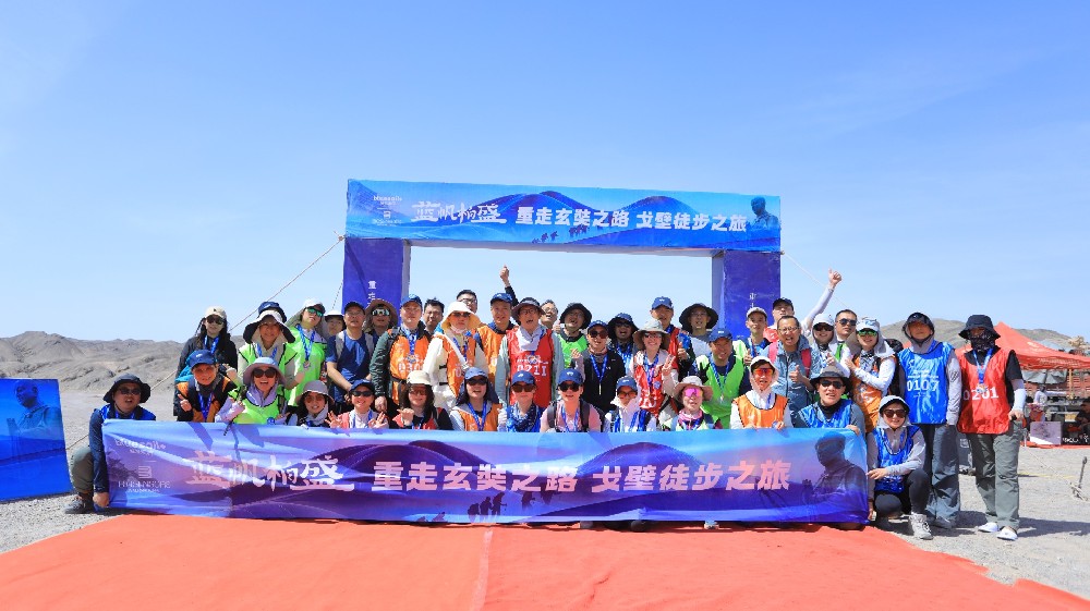 ZHOU6717.JPG