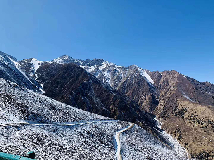 雪山