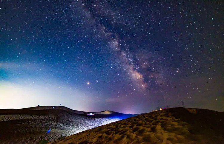 沙漠夜空景色