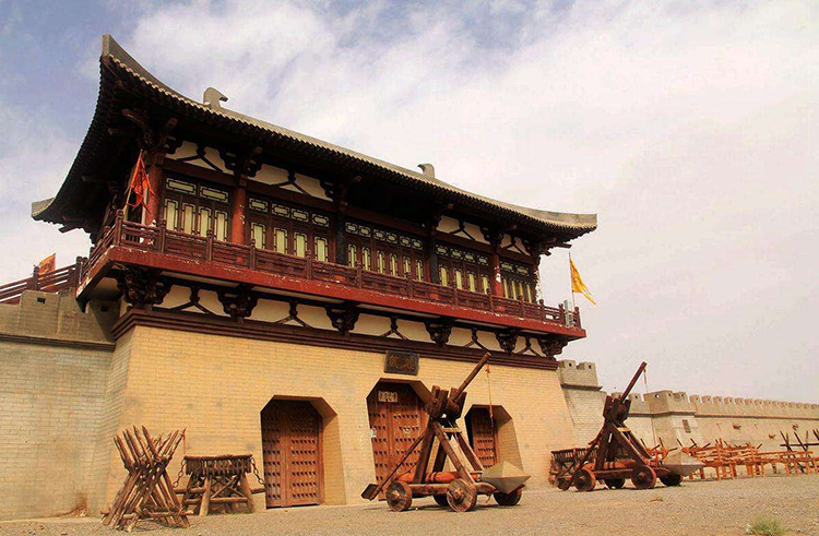 敦煌古城旅游