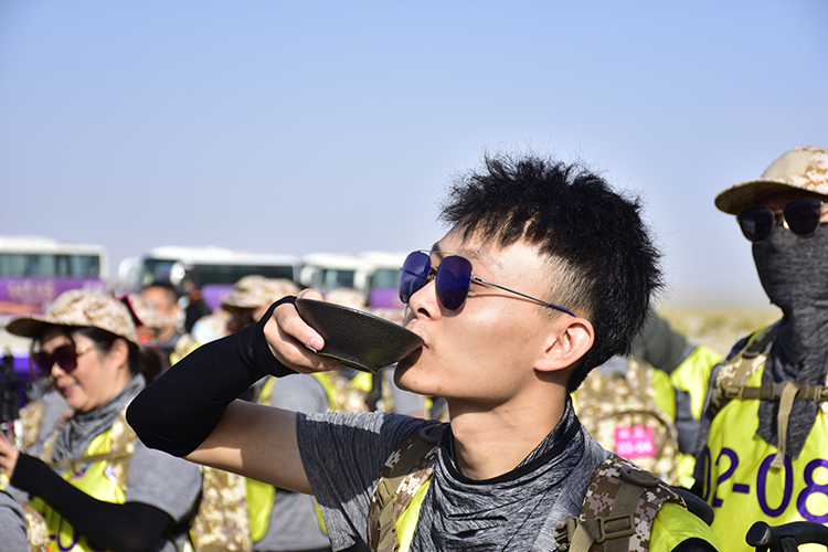 敦煌戈壁徒步
